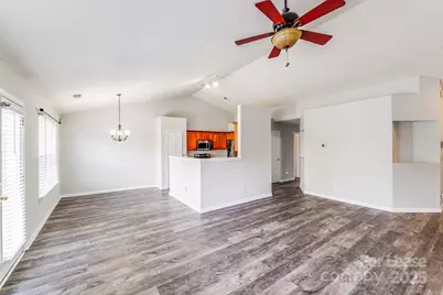 6320 Alder Court, Charlotte, NC 28215 - Photo 9