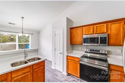 6320 Alder Court, Charlotte, NC 28215 - Photo 13