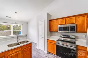 6320 Alder Ct, Charlotte, NC 28215 - Photo 13