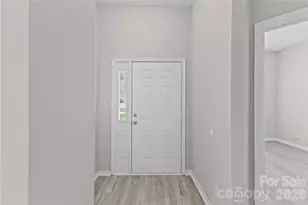 17300 Commons Crossing Dr, Charlotte, NC 28277 - Photo 3