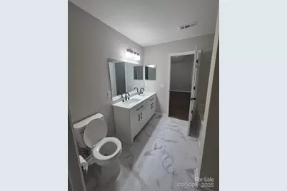 17300 Commons Crossing Drive, Charlotte, NC 28277 - Photo 9