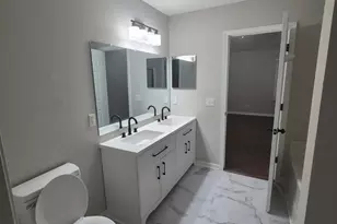 17300 Commons Crossing Dr, Charlotte, NC 28277 - Photo 9