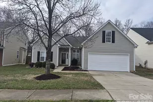 17300 Commons Crossing Dr, Charlotte, NC 28277 - Photo 1