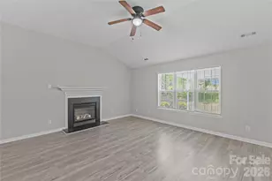 17300 Commons Crossing Dr, Charlotte, NC 28277 - Photo 11