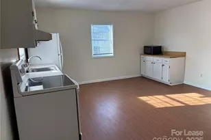 828 Spruce St, Mooresville, NC 28115 - Photo 7