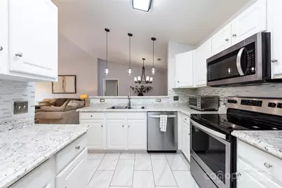 16354 Redstone Mountain Lane, Charlotte, NC 28277 - Photo 9