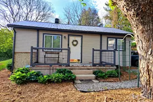 8 Linda Vista Dr, Asheville, NC 28806 - Photo 3