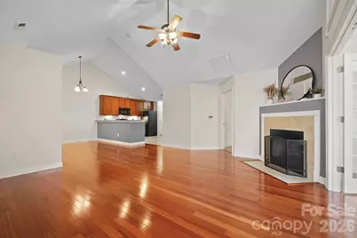 5518 Prosperity View Drive, Charlotte, NC 28269 - Photo 5