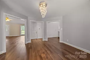 4116 Hoodridge Ln, Mint Hill, NC 28227 - Photo 9