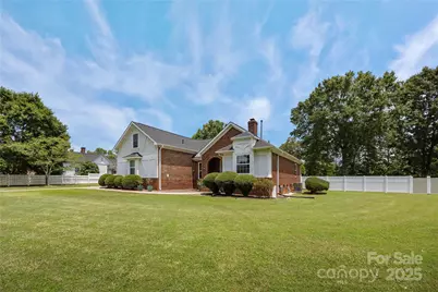 4116 Hoodridge Lane, Mint Hill, NC 28227 - Photo 3