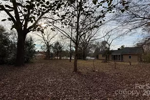 809 Howard St, Shelby, NC 28152 - Photo 15