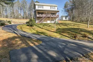 17 Meadow Brook Dr, Fletcher, NC 28732 - Photo 19