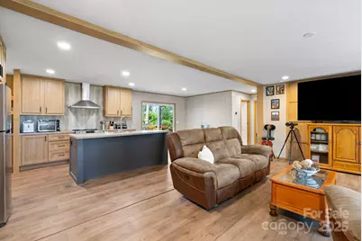 102 Kiwassa Lane, Hendersonville, NC 28792 - Photo 9