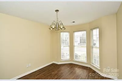 9701 Veronica Drive, Charlotte, NC 28215 - Photo 9