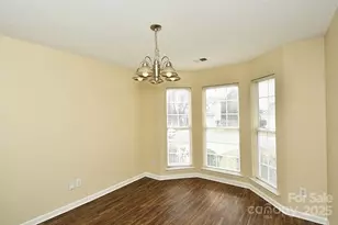 9701 Veronica Dr, Charlotte, NC 28215 - Photo 9