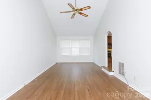 4461 Summerlin Pl, Rock Hill, SC 29732 - Photo 9