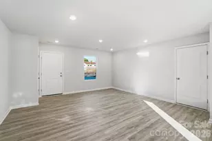 1201 Suncrest Ave, Statesville, NC 28677 - Photo 5