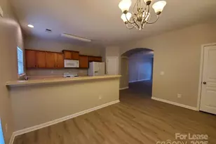 12676 Persimmon Tree Dr, Charlotte, NC 28273 - Photo 5