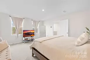 4447 Wild Rdg Dr, Charlotte, NC 28215 - Photo 13