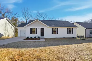 1207 Suncrest Ave, Statesville, NC 28677 - Photo 1