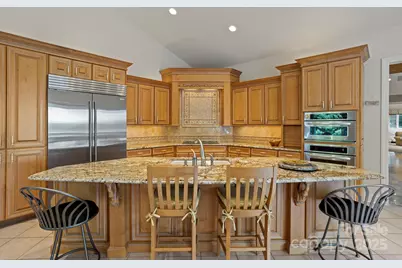 101 Beckwood Court, Flat Rock, NC 28731 - Photo 17