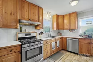 432 S Main St, Troutman, NC 28166 - Photo 11