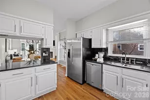 319 S Clarkson St, Charlotte, NC 28202 - Photo 11