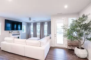 526 Myrick Aly, Charlotte, NC 28217 - Photo 7