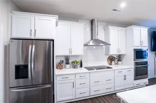 526 Myrick Aly, Charlotte, NC 28217 - Photo 3