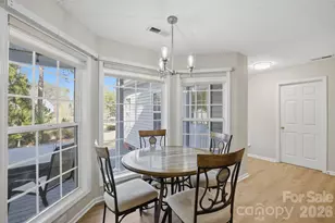 9372 Island Point Rd, Sherrills Ford, NC 28673 - Photo 5