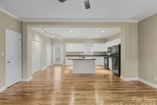 4330 Laurel Hill Ln, Charlotte, NC 28217 - Photo 5