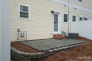 4330 Laurel Hill Ln, Charlotte, NC 28217 - Photo 19