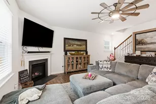 147 Ashelyn Pk Dr, Fletcher, NC 28732 - Photo 7