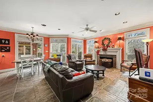 7716 Red Oak Ln, Charlotte, NC 28226 - Photo 15