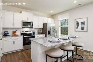 1558 Secrest Cmns Dr, Monroe, NC 28112 - Photo 3