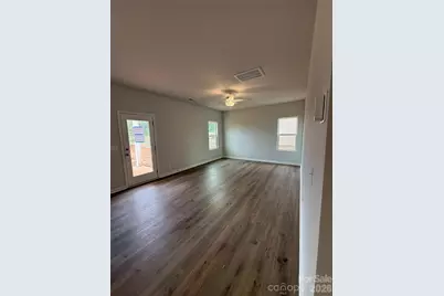 1641 Piper Creek Avenue, Newton, NC 28658 - Photo 5