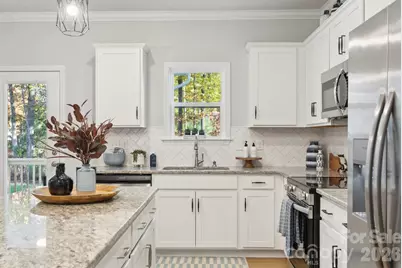 1657 Piper Creek Avenue, Newton, NC 28658 - Photo 3