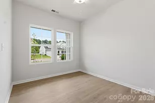 1657 Piper Creek Ave, Newton, NC 28658 - Photo 11