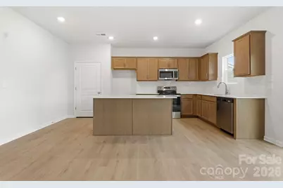 1657 Piper Creek Avenue, Newton, NC 28658 - Photo 5