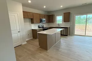 1657 Piper Creek Ave, Newton, NC 28658 - Photo 3
