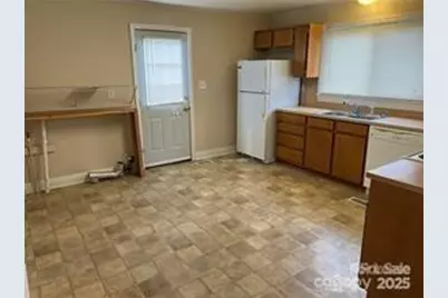 2304 Cline Street, Statesville, NC 28677 - Photo 5