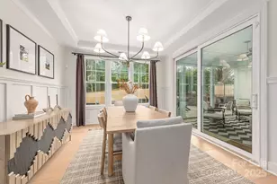 6931 Providence Ln W, Charlotte, NC 28226 - Photo 15