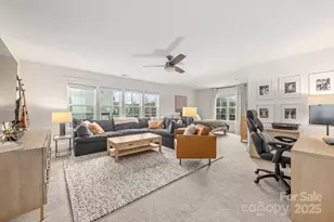 6931 Providence Ln W, Charlotte, NC 28226 - Photo 27