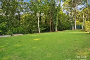 6931 Providence Ln W, Charlotte, NC 28226 - Photo 37