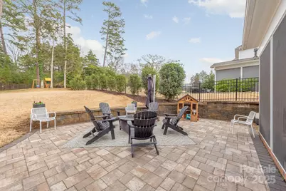 6931 Providence Lane W, Charlotte, NC 28226 - Photo 35