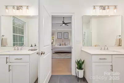 6931 Providence Lane W, Charlotte, NC 28226 - Photo 19
