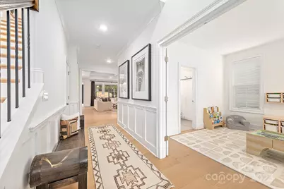 6931 Providence Lane W, Charlotte, NC 28226 - Photo 3