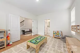 6931 Providence Ln W, Charlotte, NC 28226 - Photo 5