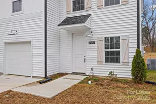 1914 White St, Gastonia, NC 28052 - Photo 3