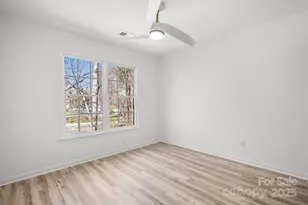 7735 Beaker Ct, Charlotte, NC 28269 - Photo 23